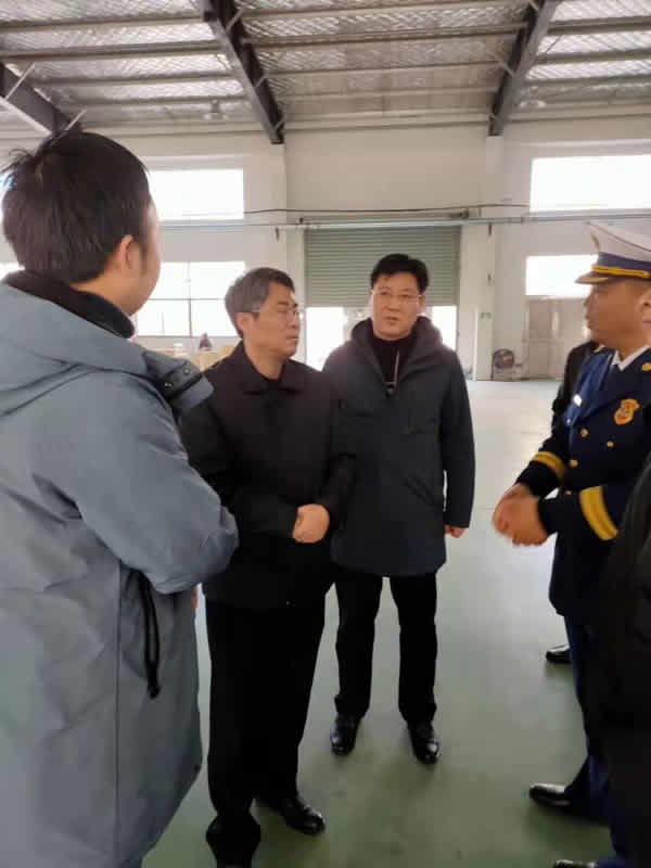 1578314303174.jpg 新闻=县委书记徐明华检查安全生产工作01.jpg