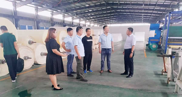 1598509383469.jpg 新闻=内蒙古亿利集团领导莅临我司考察指导工作04.jpg